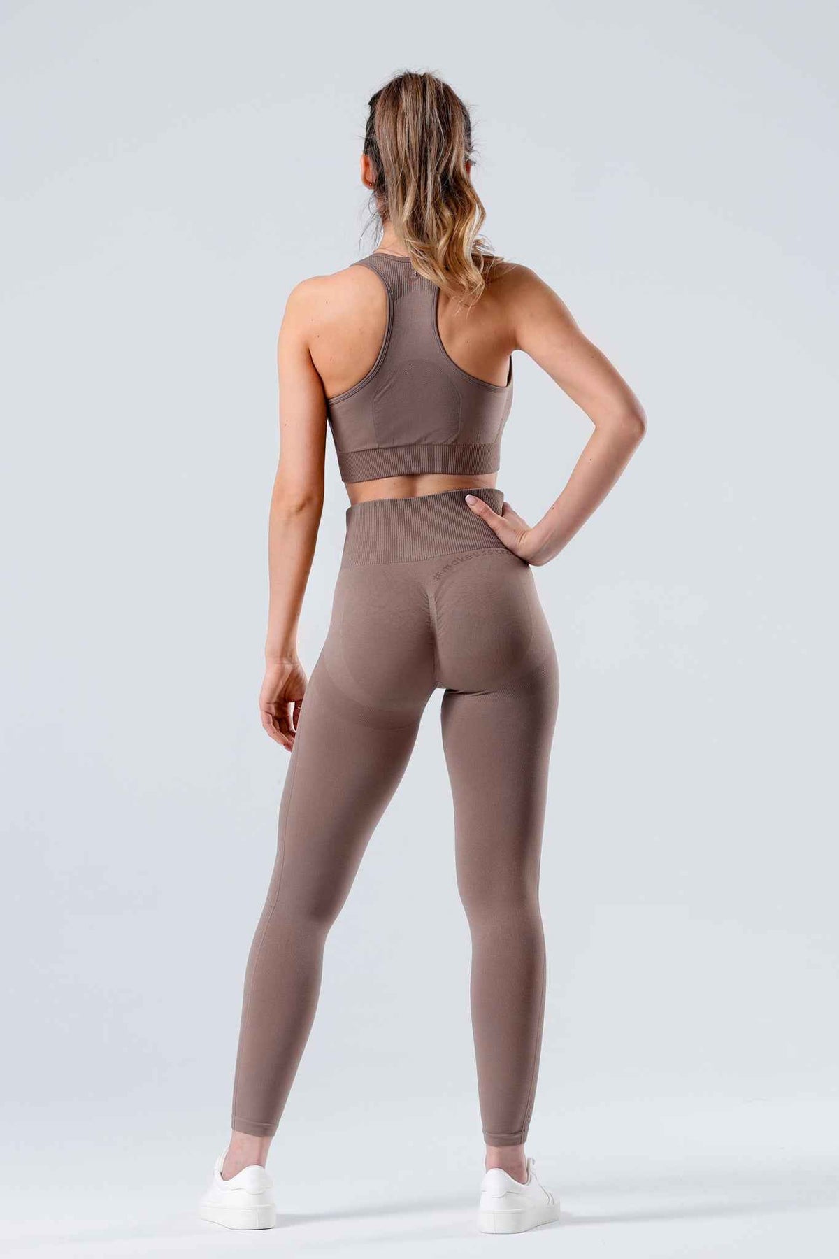 Legginsy bezszwowe PUSH UP latte - Florence