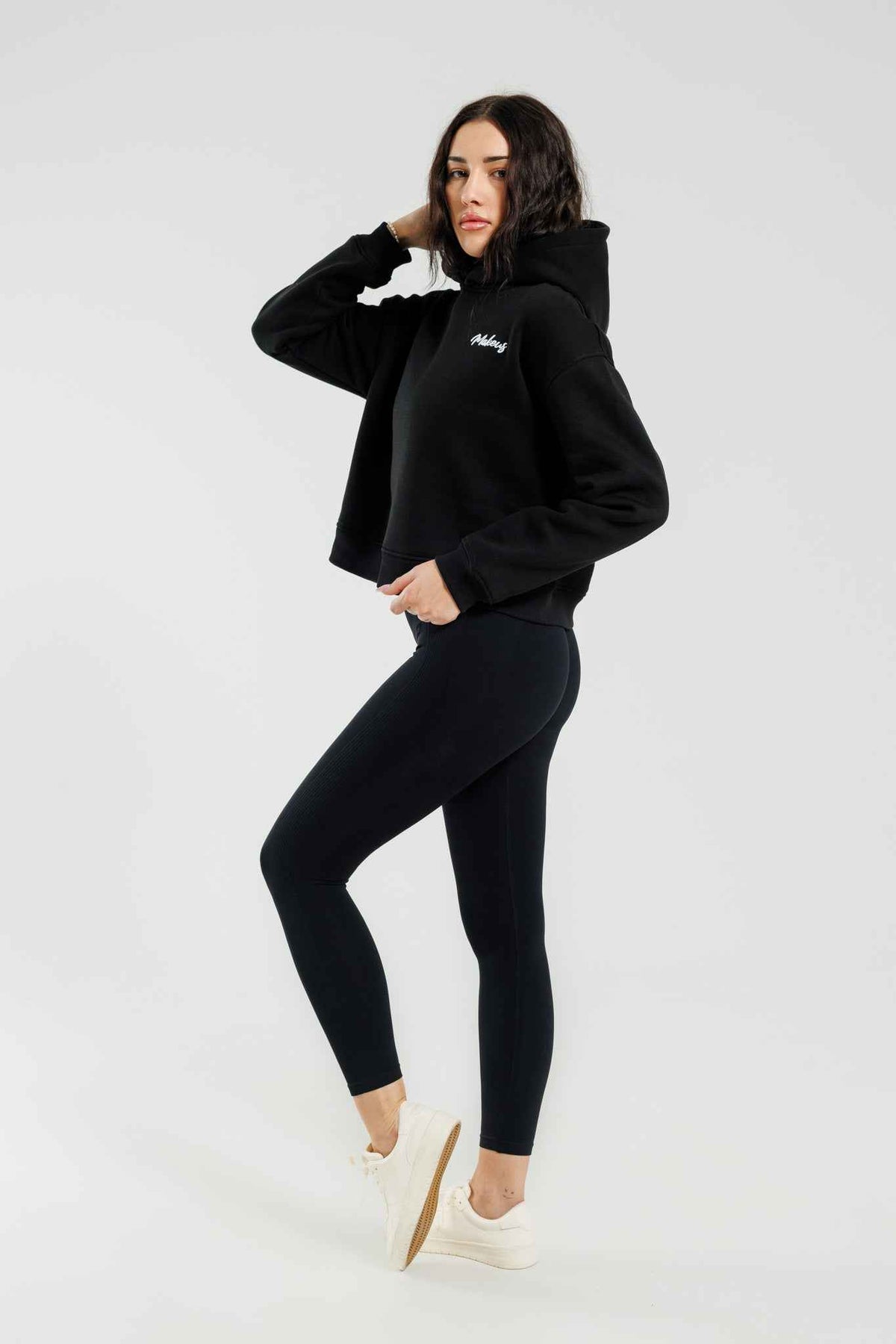Damska bluza dresowa z kapturem czarna - Everly SOFT PRO