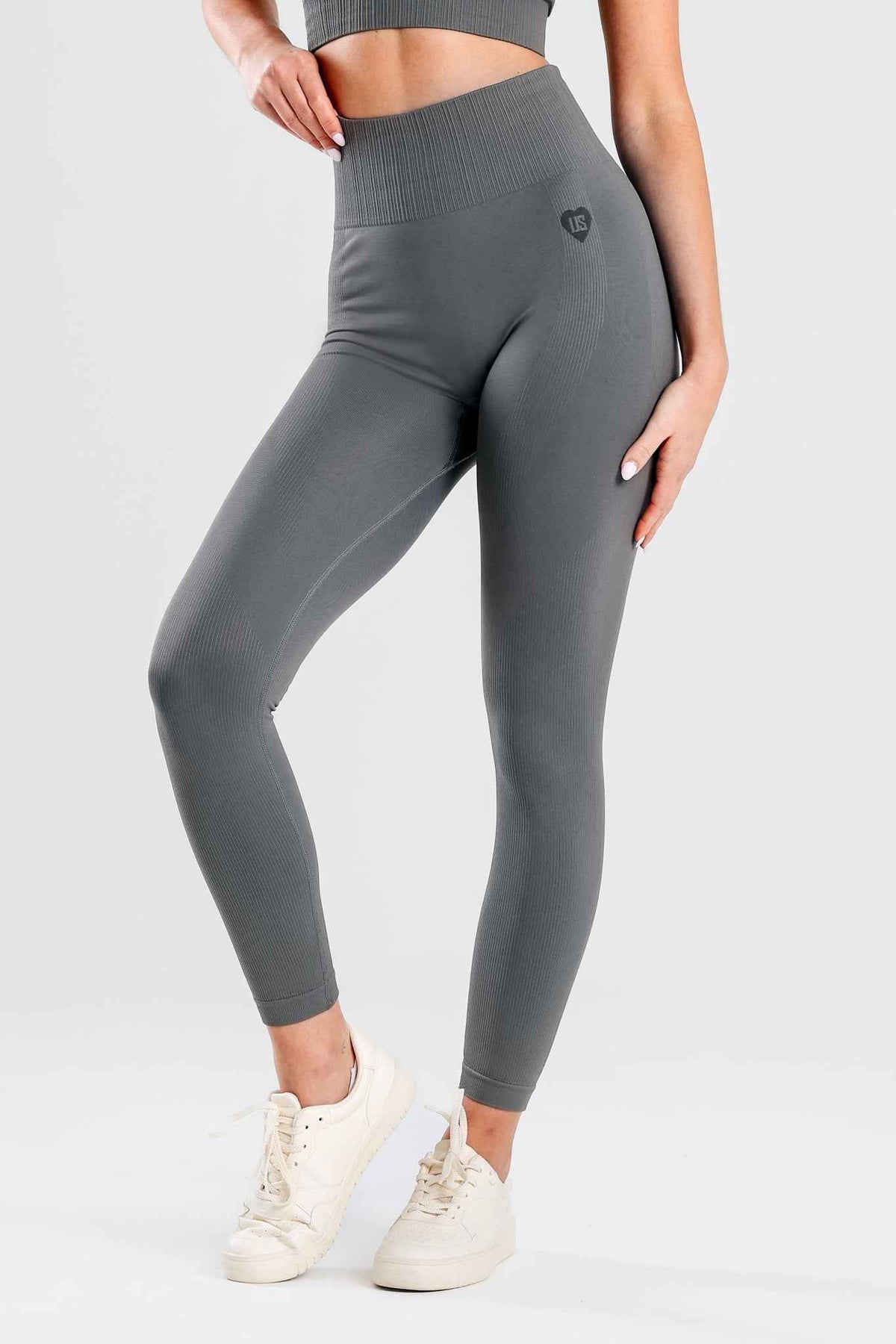Zestaw bezszwowy sportowy top + legginsy szary - Soho