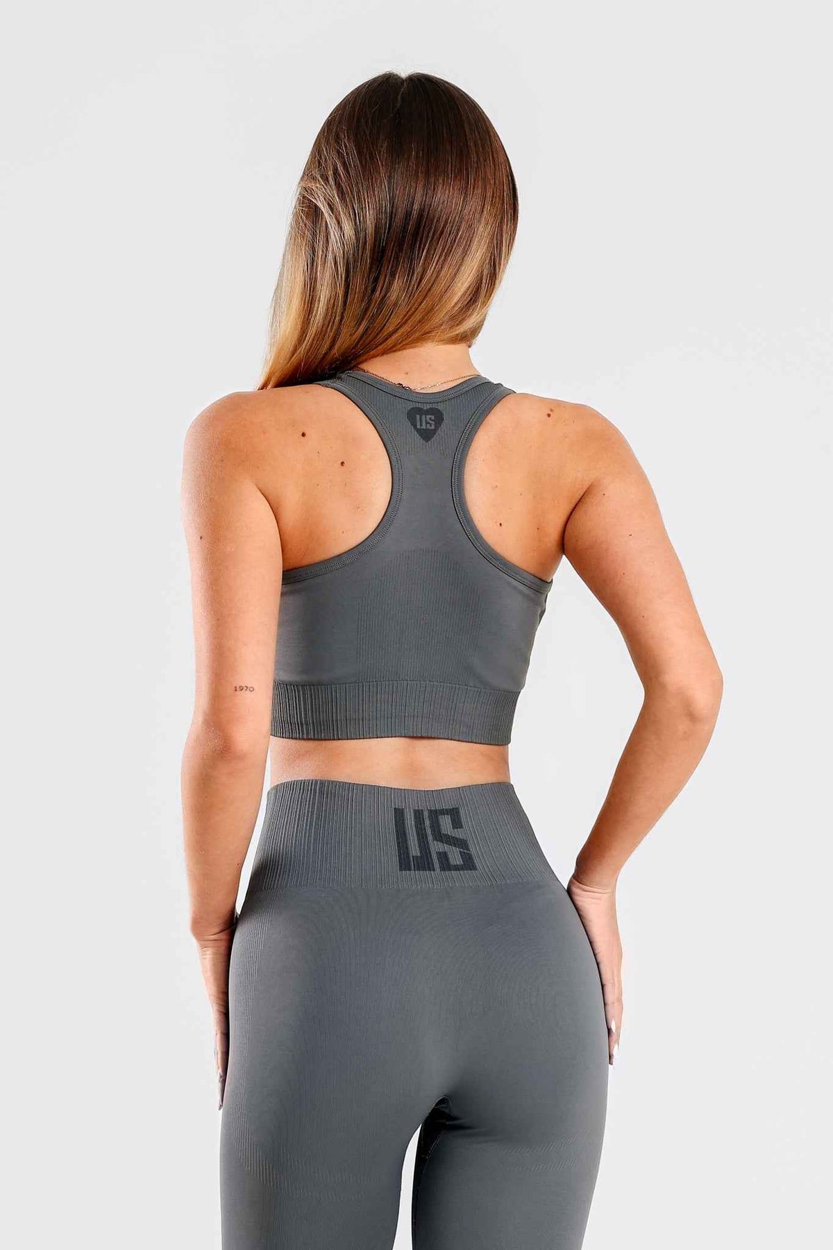 Zestaw bezszwowy sportowy top + legginsy szary - Soho