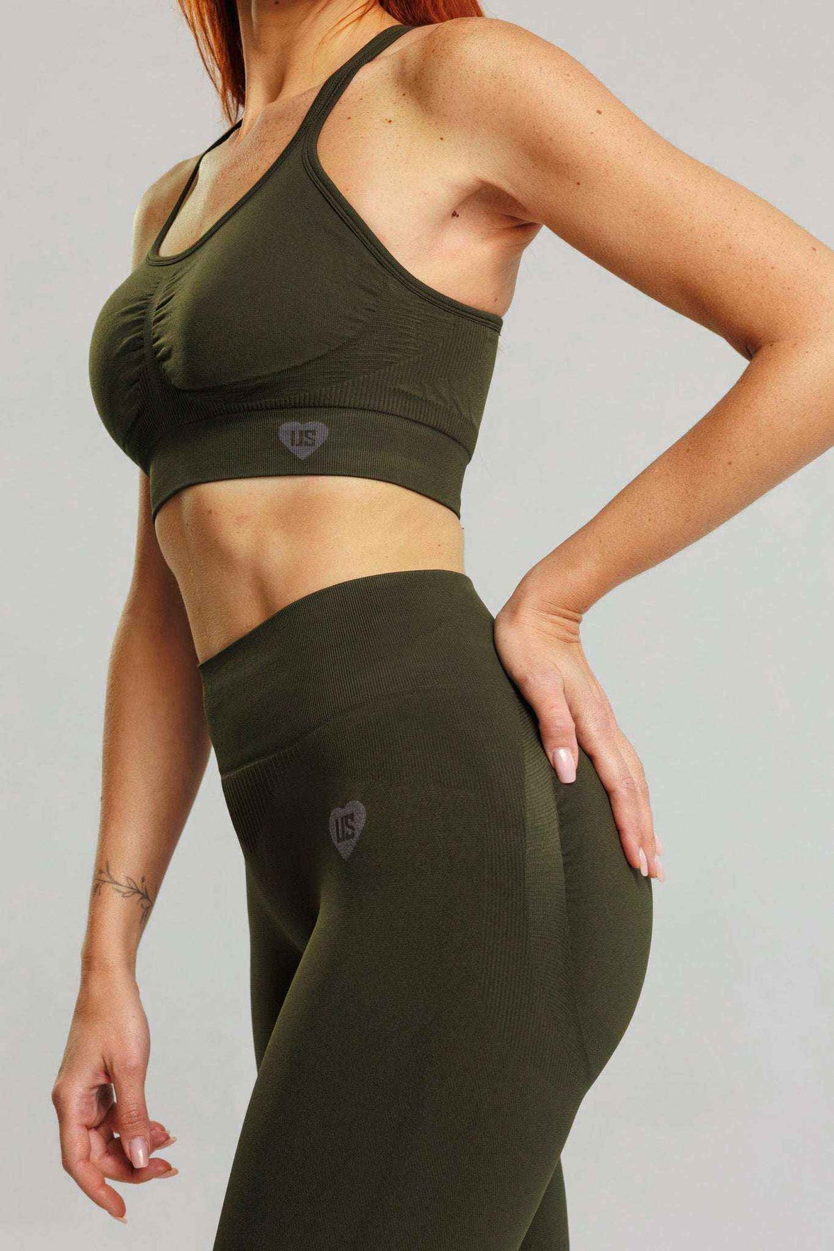 Zestaw bezszwowy PUSH UP PRO II top + legginsy military - Nevada