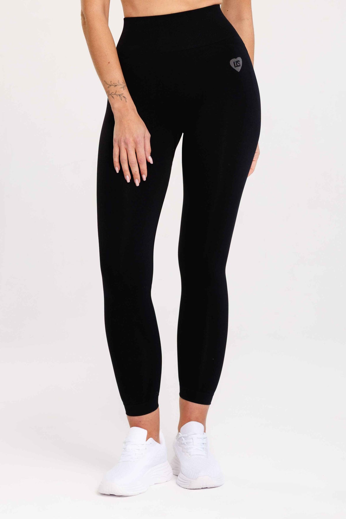 Legginsy bezszwowe PUSH UP V SHAPE czarne - Savannah