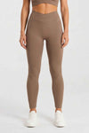Legginsy bezszwowe asymetryczne V CUT latte - Malibu