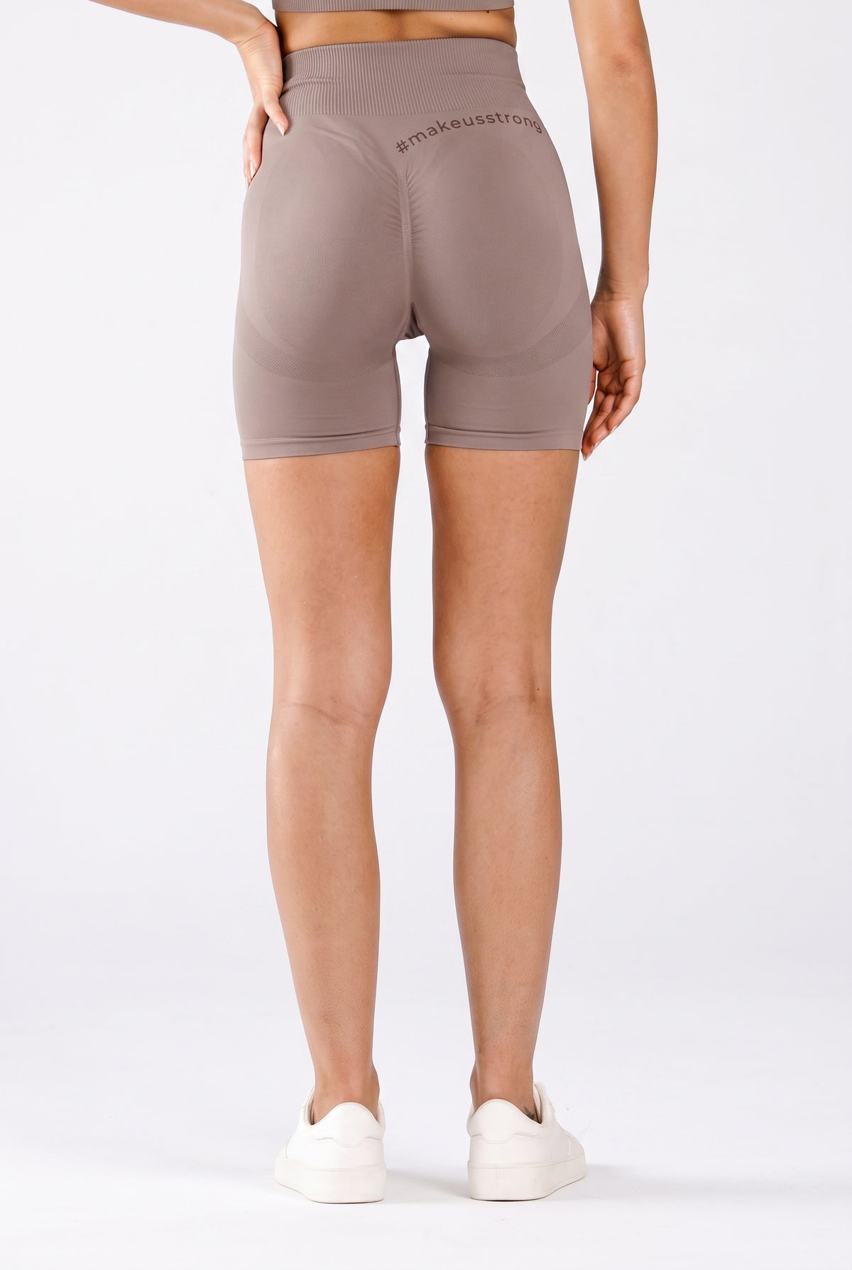 Szorty bezszwowe PUSH UP taupe Florence