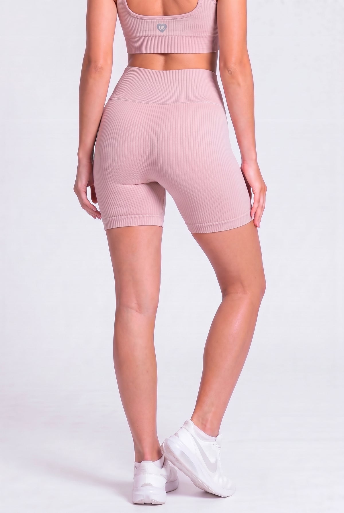 Szorty bezszwowe prążkowane asymetryczne V CUT różowe - Venice